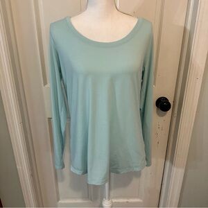 Athleta Stratus II Long Sleeve Tee Shirt Top Pale Blue Womens‎ Small Scoop Neck